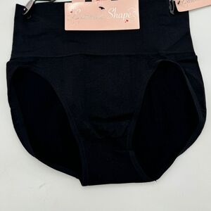 Extreme Shape Black/Size S/M/High support/Women/Black//NWT